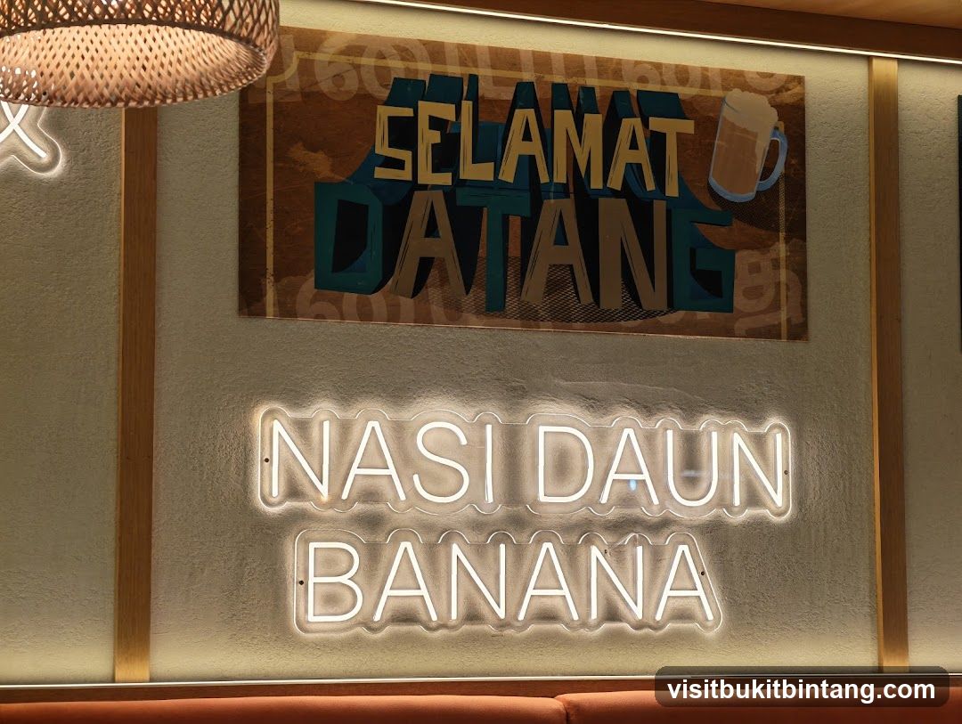 Restaurant Interior Decor