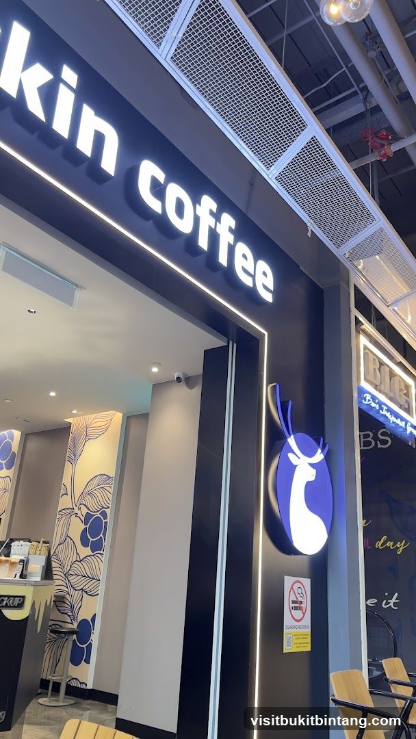 Luckin Coffee - IPC Shopping Centre