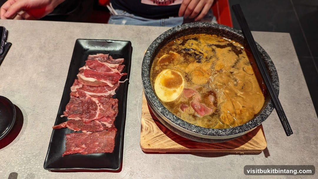 Ramen and Sliced Beef