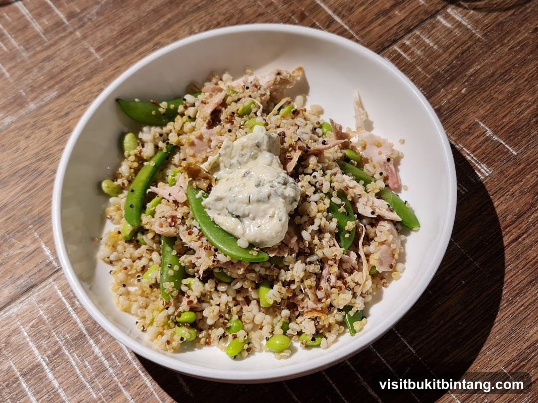 Quinoa Salad with Chicken and Edamame