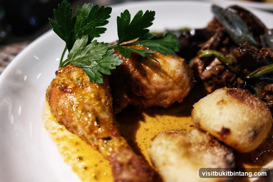 Chicken Dish with Potatoes and Vegetables
