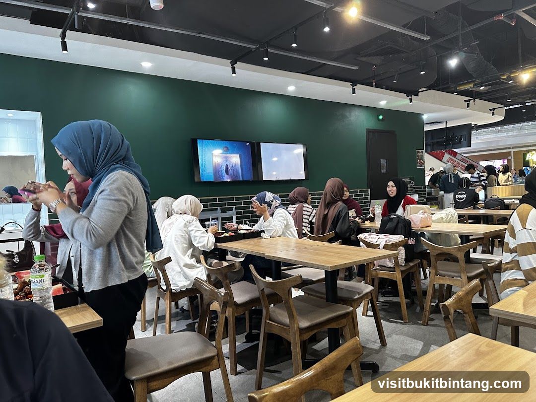 Diners in a restaurant