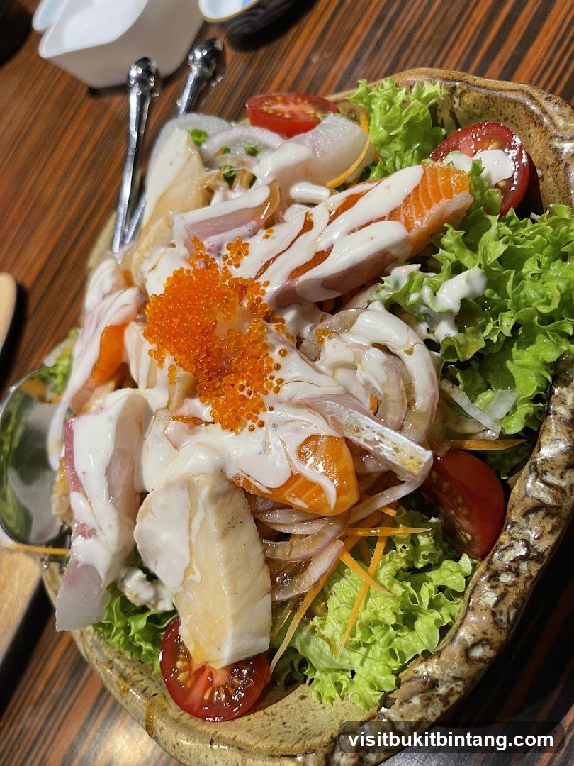 Sashimi Salad