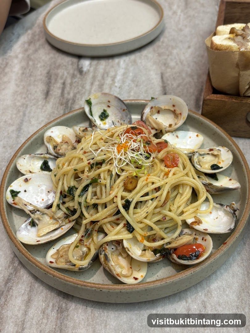 Spaghetti with Clams