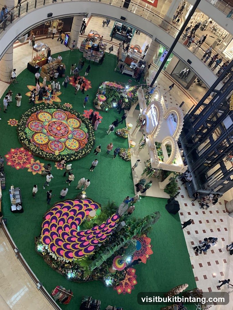 Mall Atrium Decoration