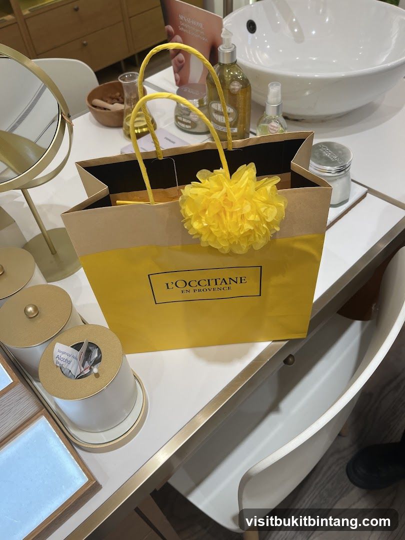L'Occitane Shopping Bag