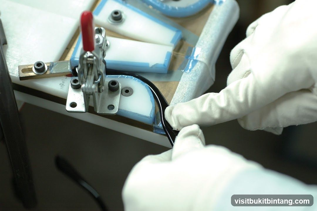 Eyeglass Frame Assembly