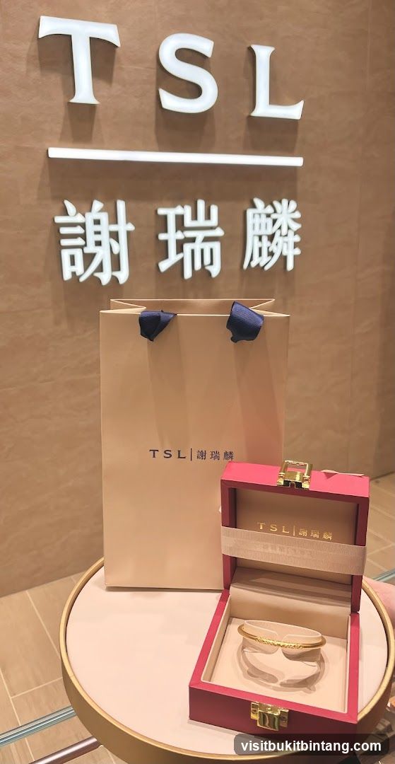 TSL Jewelry Display