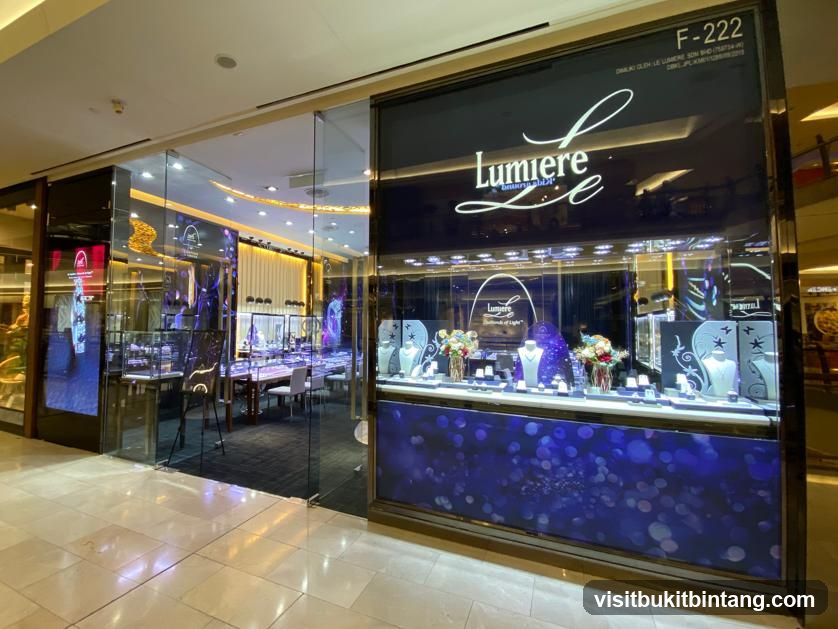 Le Lumiere The Gardens Mall