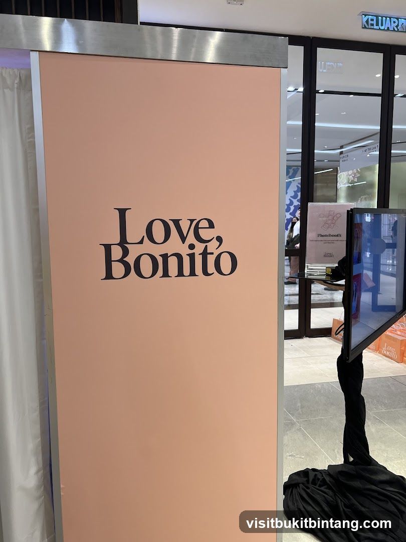 Love, Bonito Photobooth