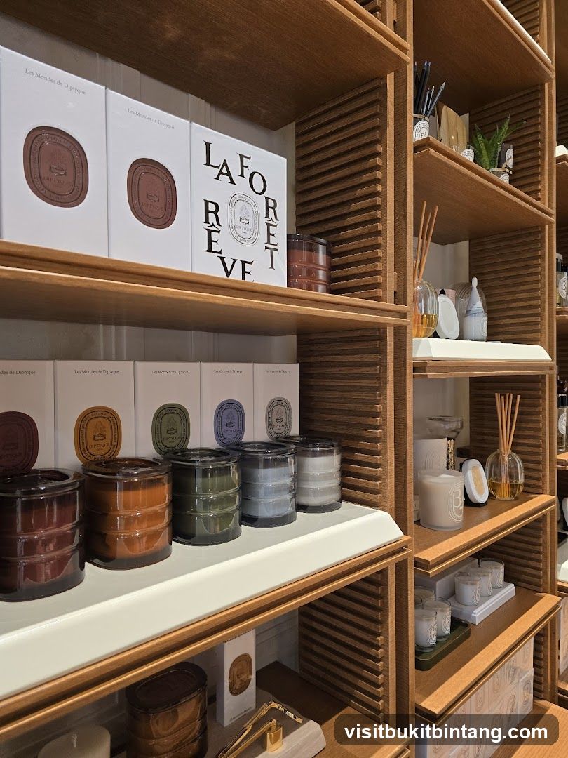 Candles and Home Fragrances Display