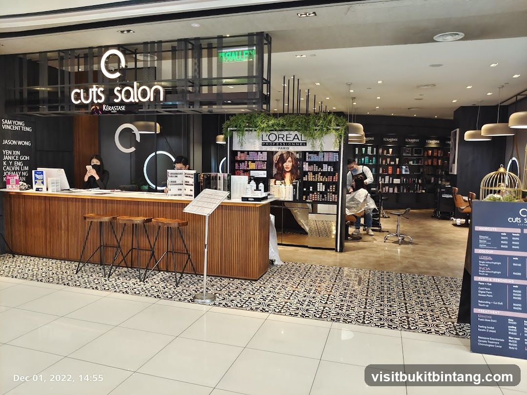 Cuts Salon Interior