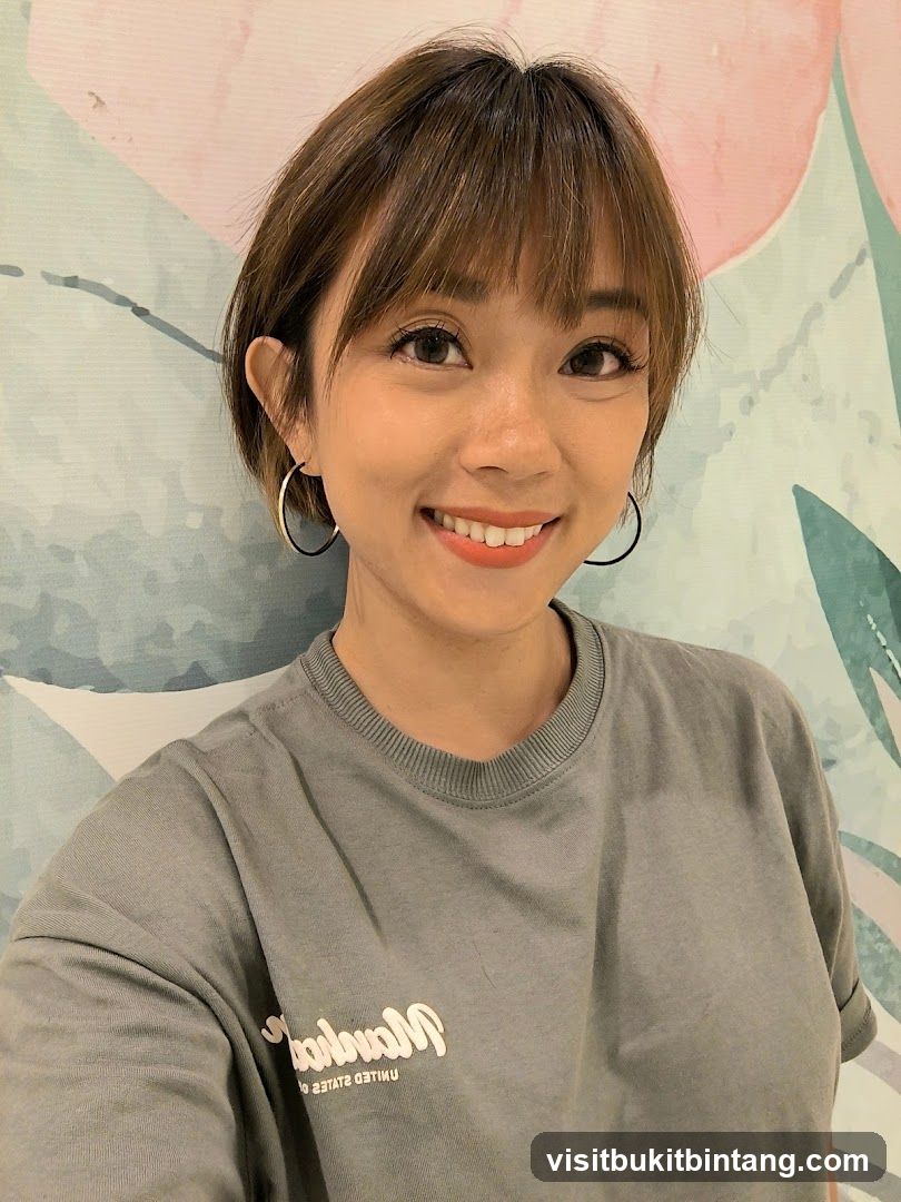 Woman in a grey t-shirt