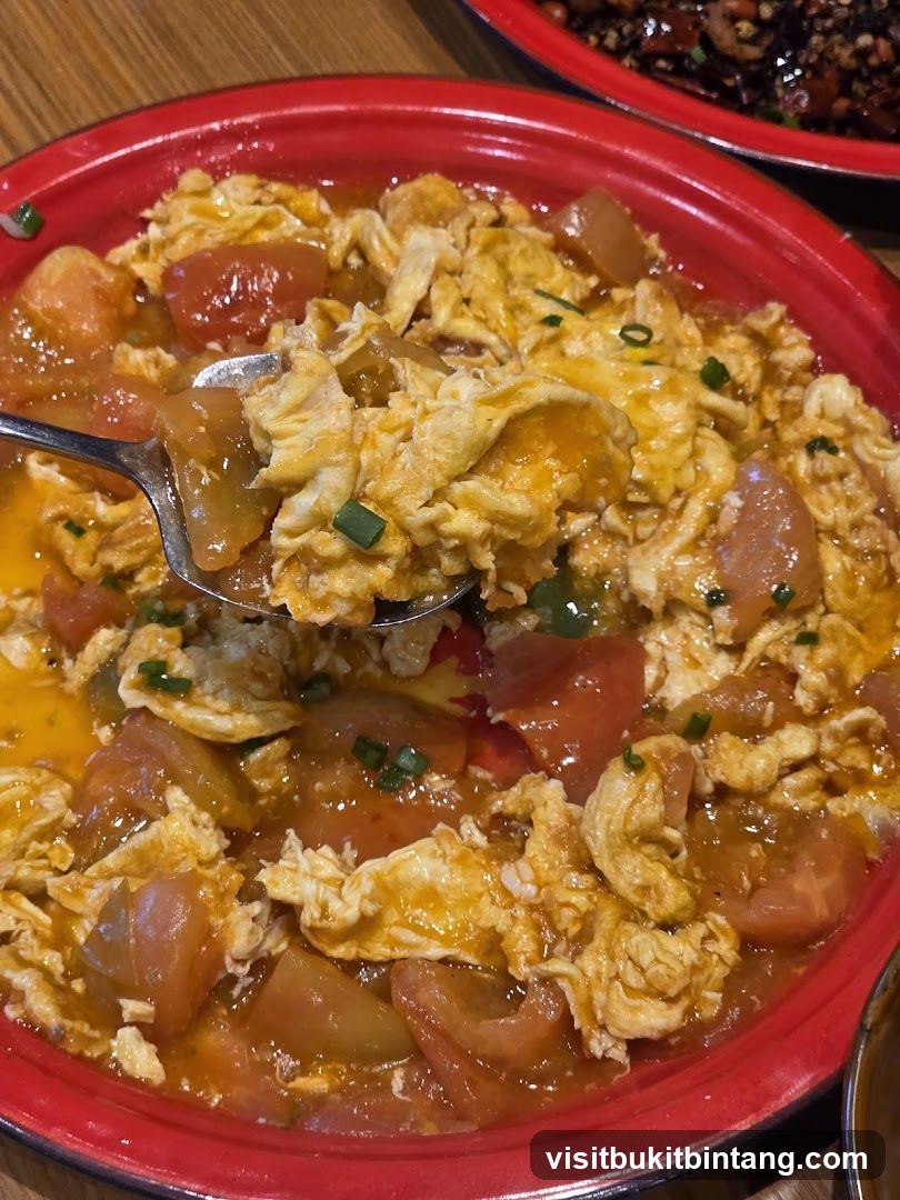 Scrambled Eggs with Tomatoes