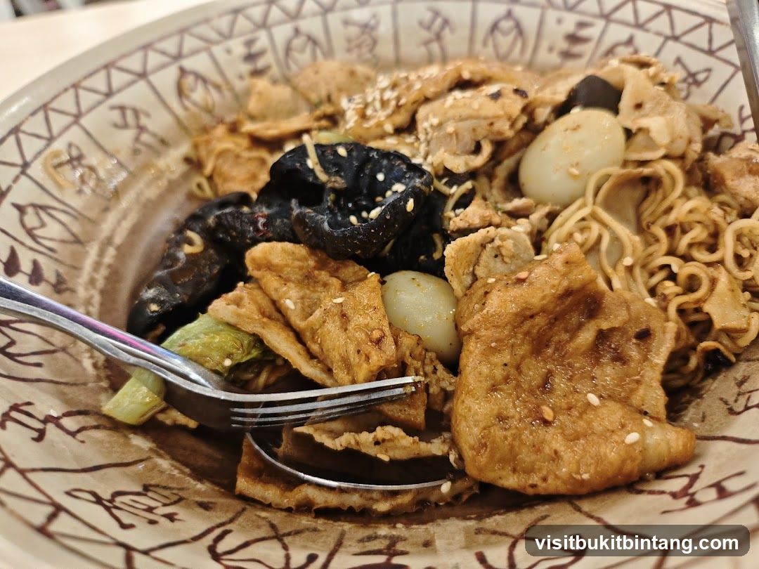 Noodles with Meat and Vegetables