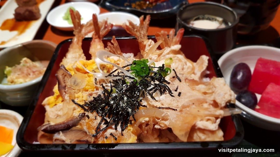 Shrimp Rice Bowl with Toppings