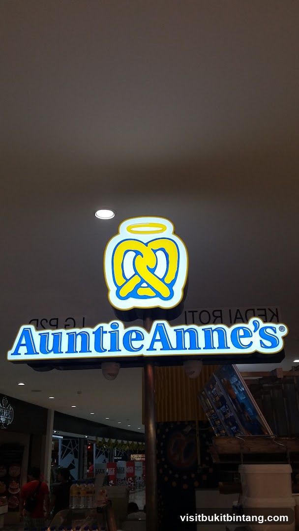 Auntie Anne's @ Gurney Paragon