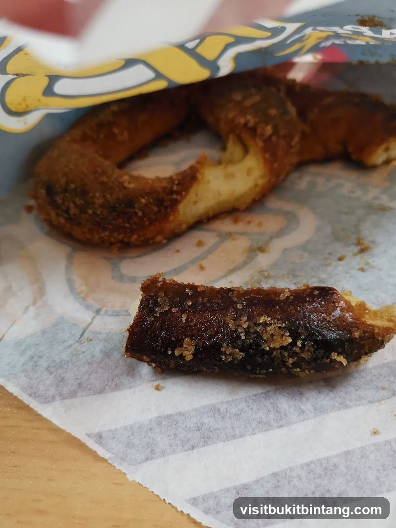 Cinnamon Sugar Pretzel Piece