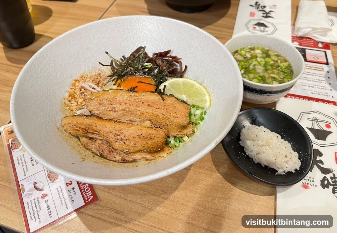 Dry Ramen with Pork Belly