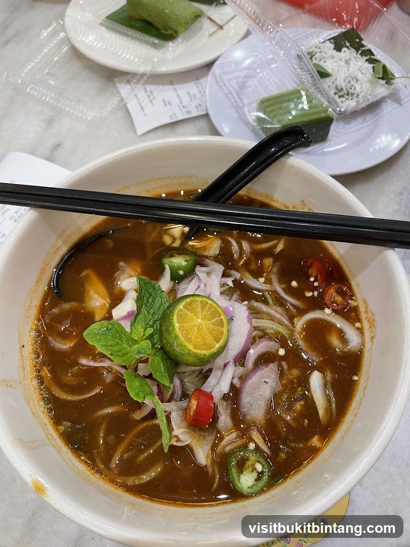 Laksa with Desserts