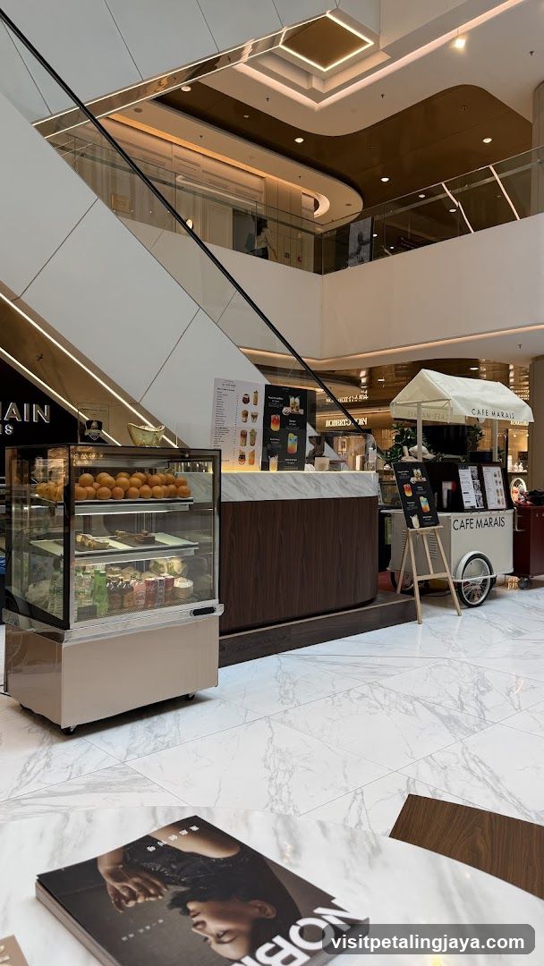 Mall Interior Food Display