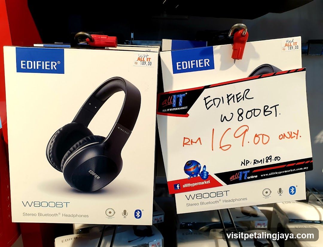 Edifier Headphones Display