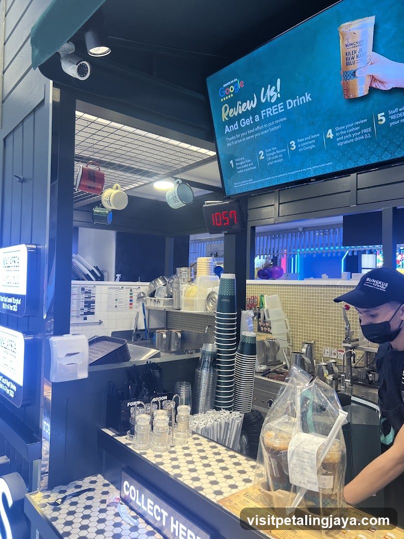 Bunz Cafe Interior View