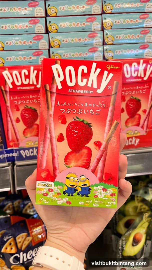 Pocky Strawberry Biscuits