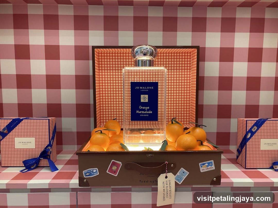 Jo Malone London Orange Marmalade Display