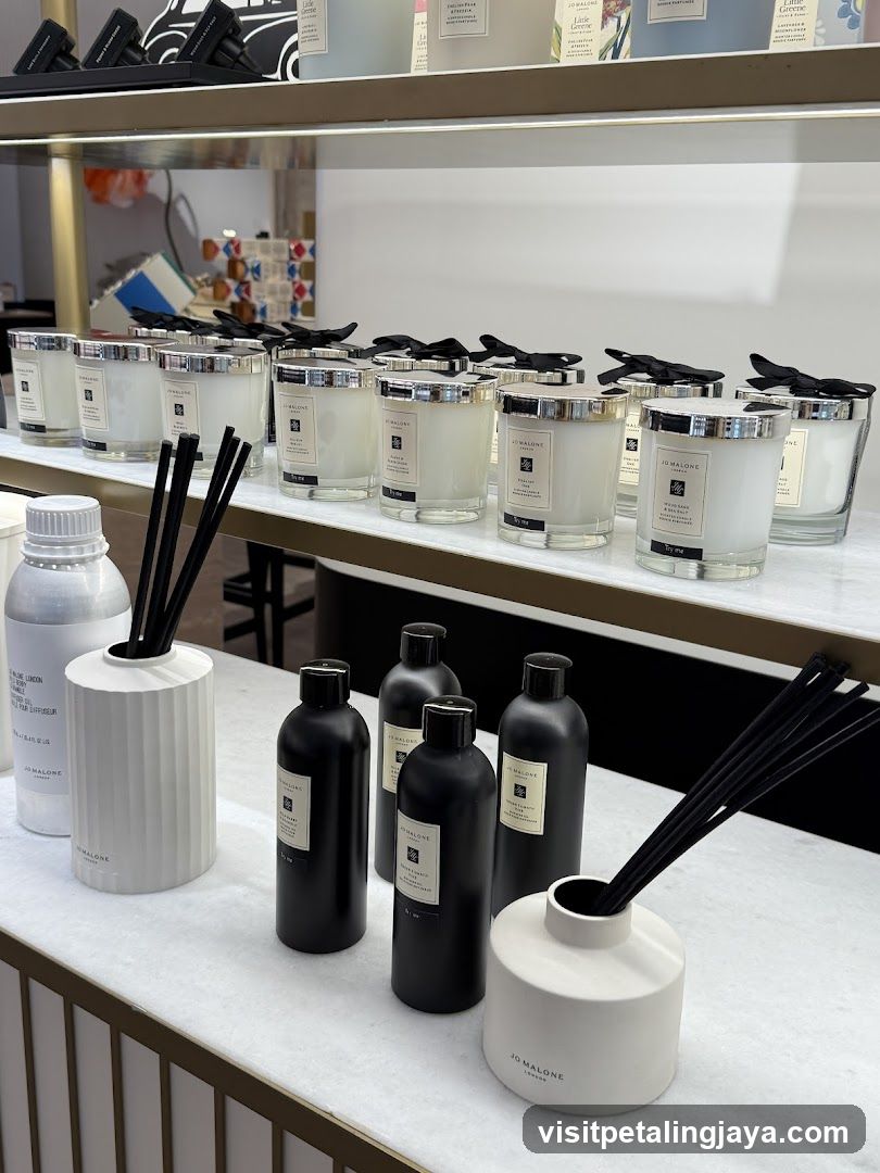 Jo Malone London Fragrance Display
