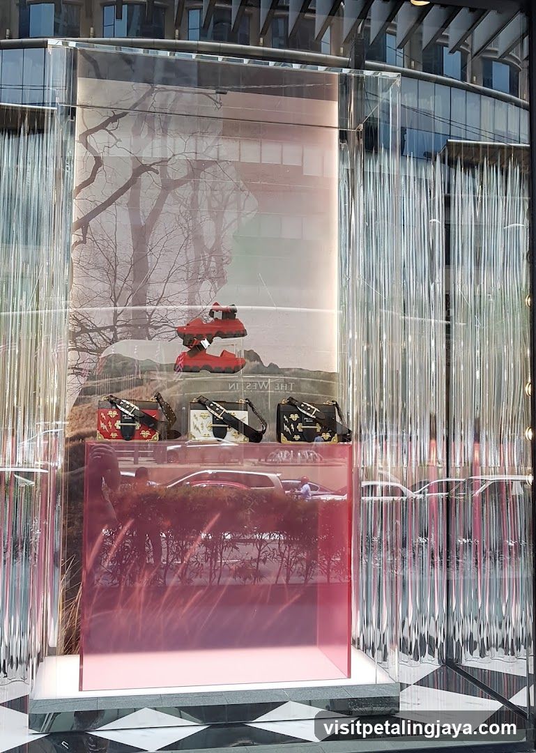 Fashion Display Window