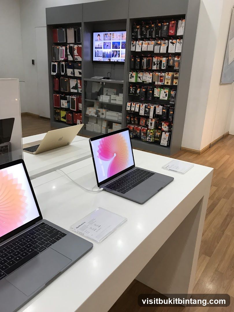 Apple Store Display