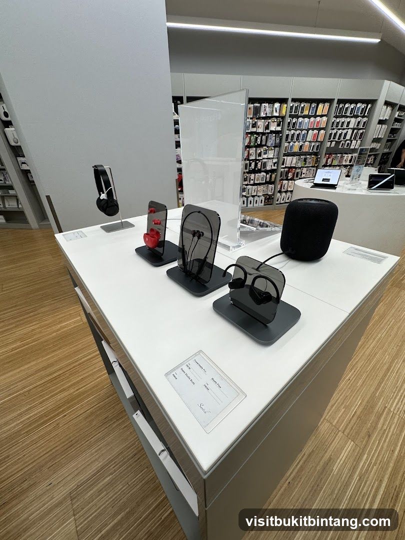 Electronics Store Display