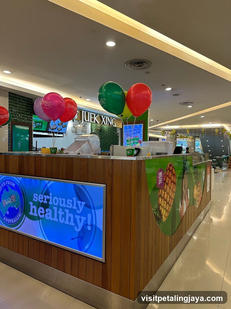 Juex Xing Counter Interior