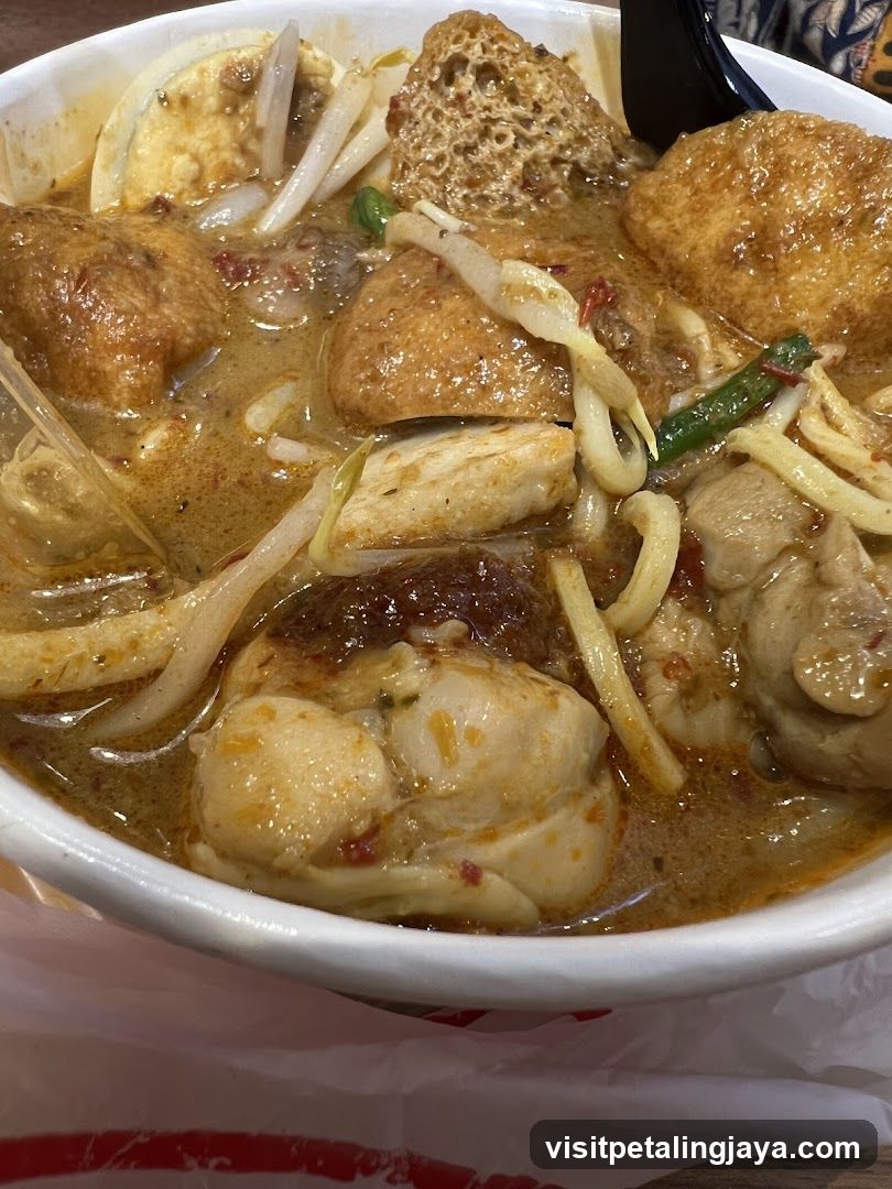 Curry Fish Head Soup with Tofu and Vegetables