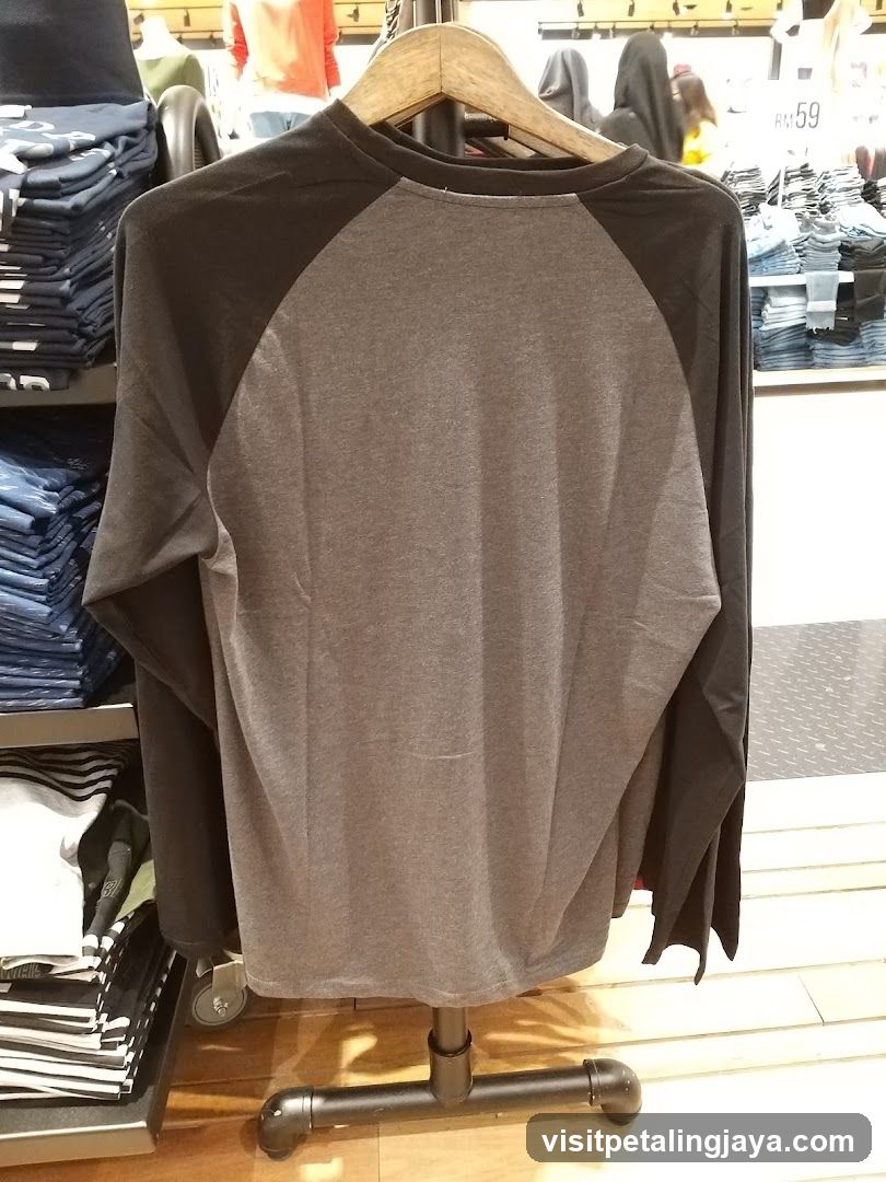 Raglan Sleeve Shirt Display