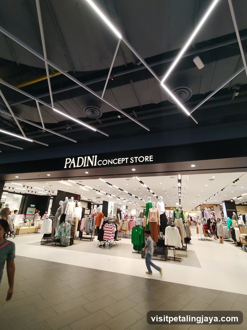 Padini Concept Store Interior