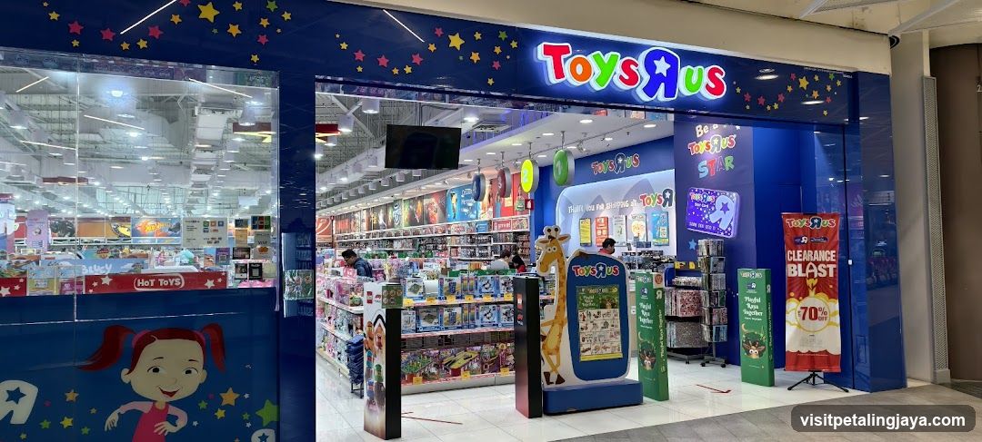 Toys"R"Us - IPC Shopping Centre