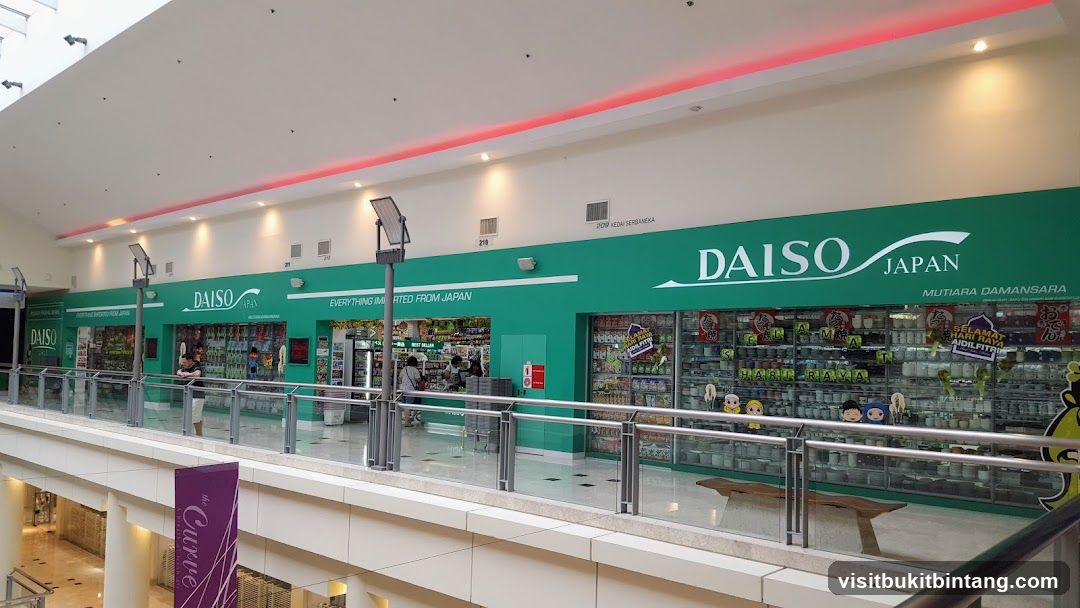Daiso Japan Storefront