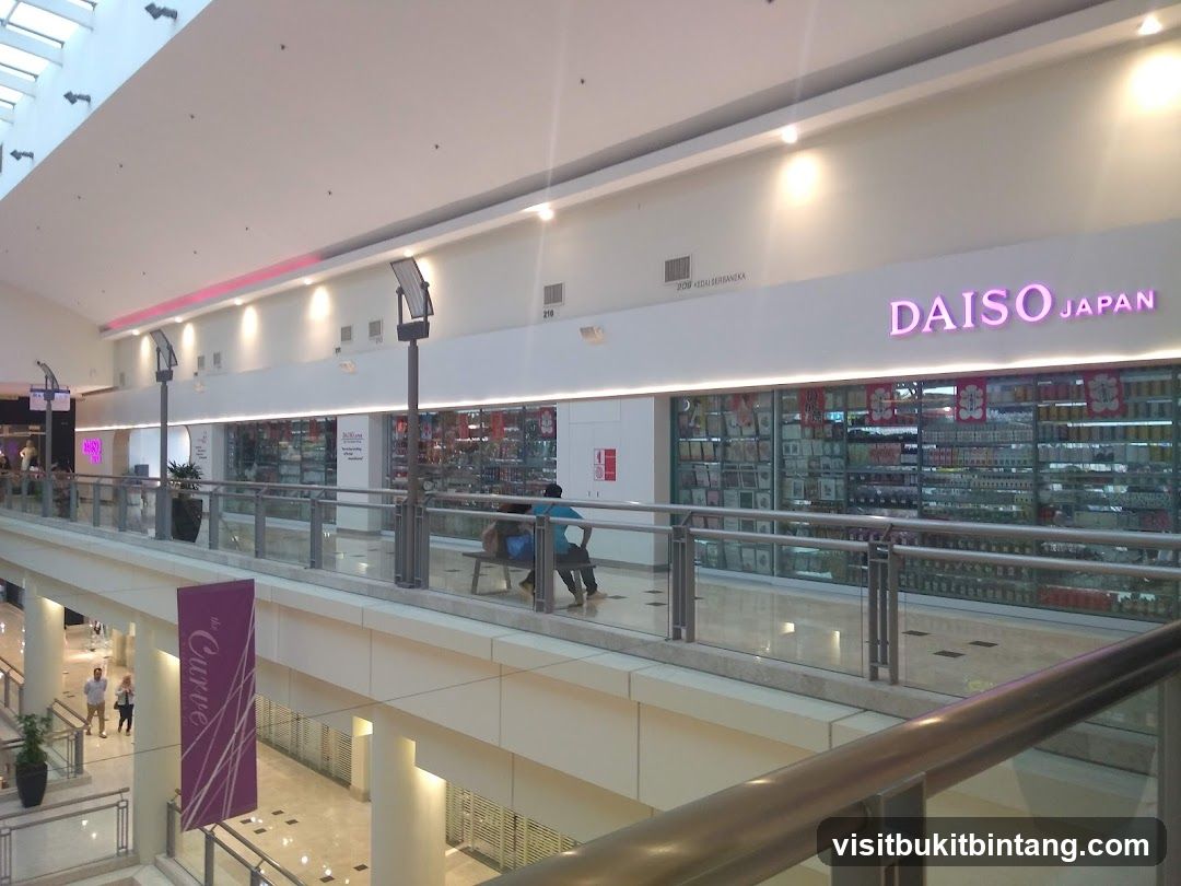 Daiso Japan Storefront