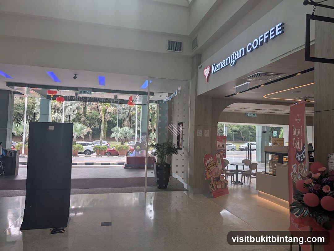 Kenangan Coffee Shop Front