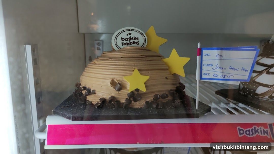 Baskin Robbins Cake