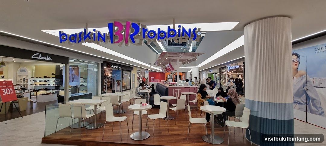 Baskin Robbins Ice Cream Shop