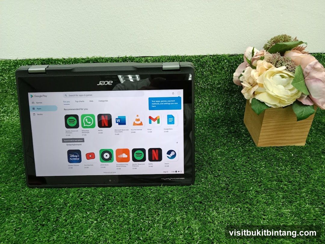 Acer Laptop Displaying Google Play Store