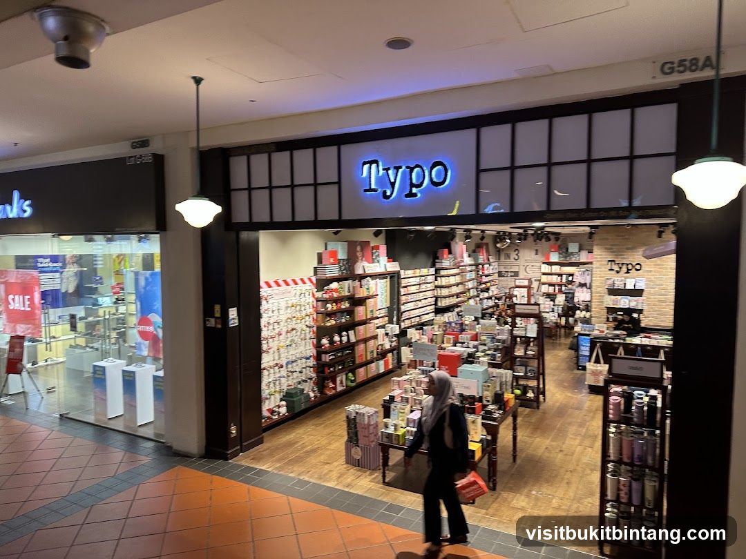 Typo @ The Curve