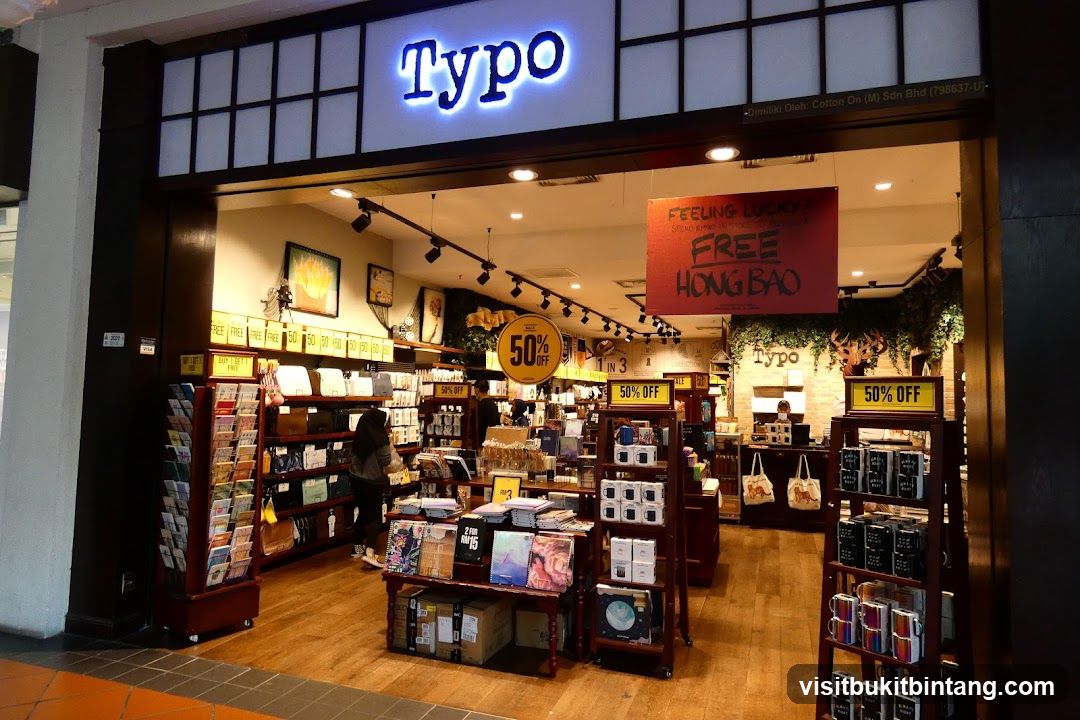 Typo @ The Curve