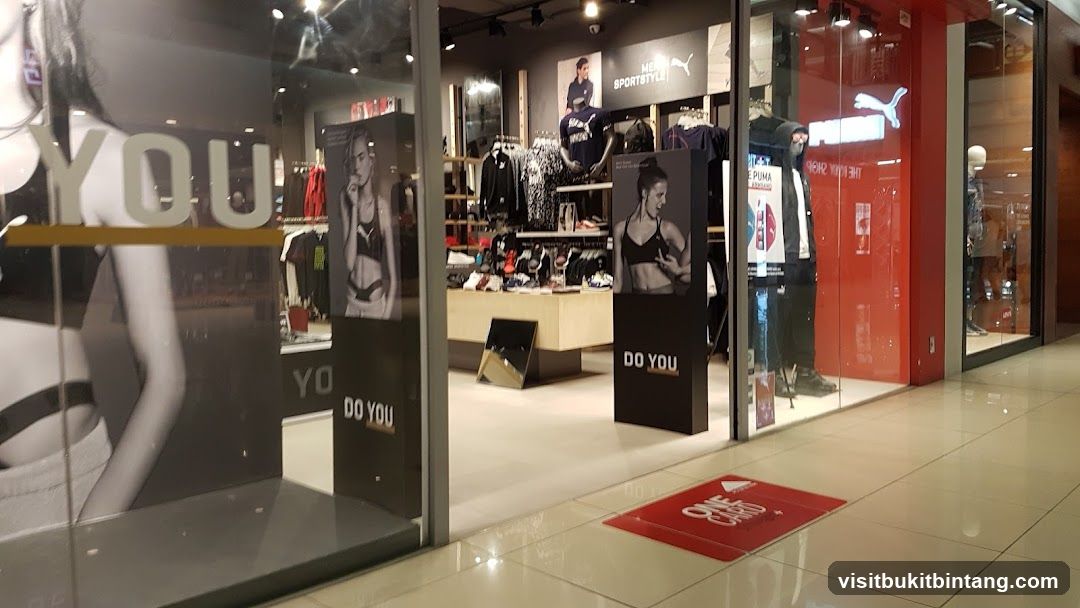 Puma Storefront