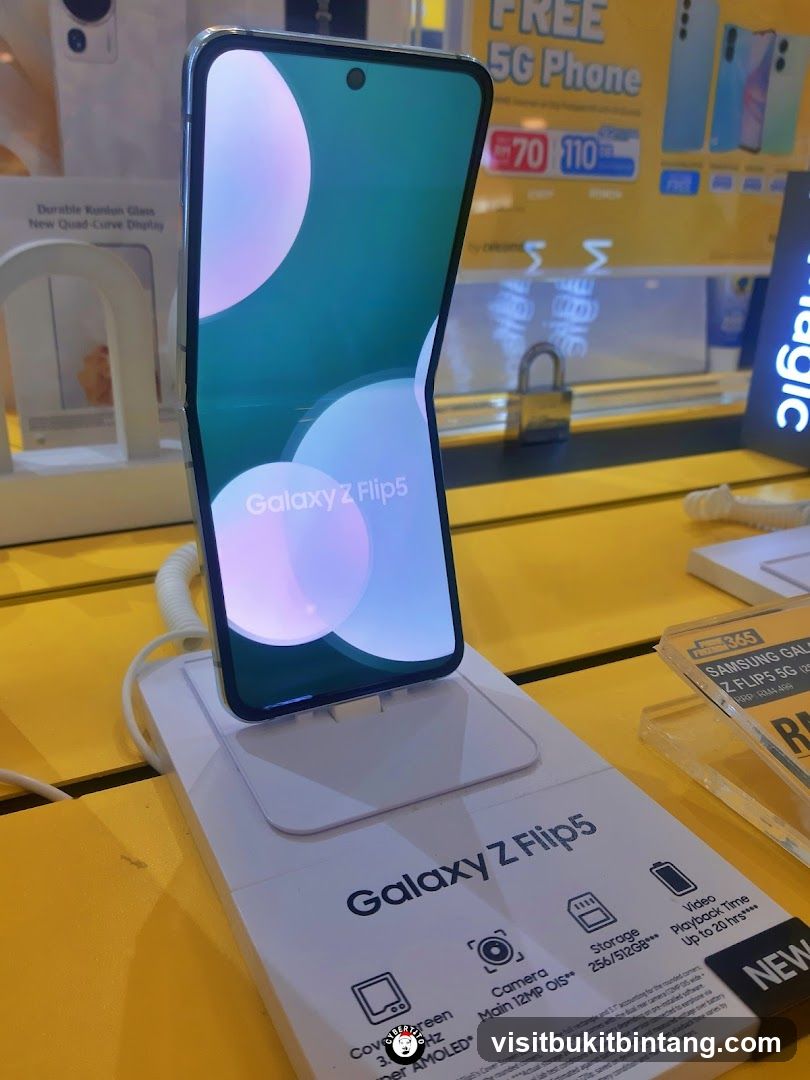 Samsung Galaxy Z Flip5 Display