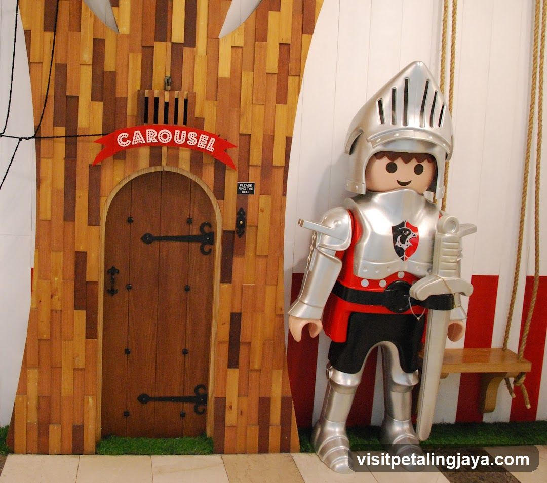 Playmobil Knight and Carousel Door