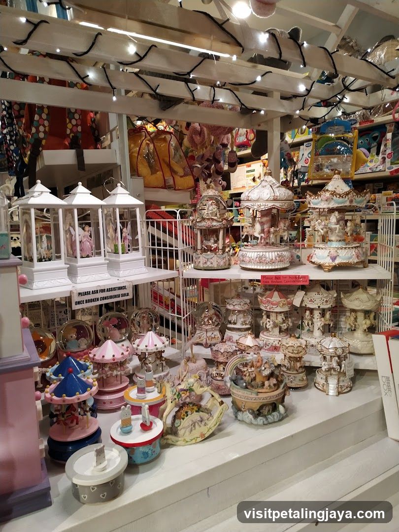 Carriage Music Boxes Display